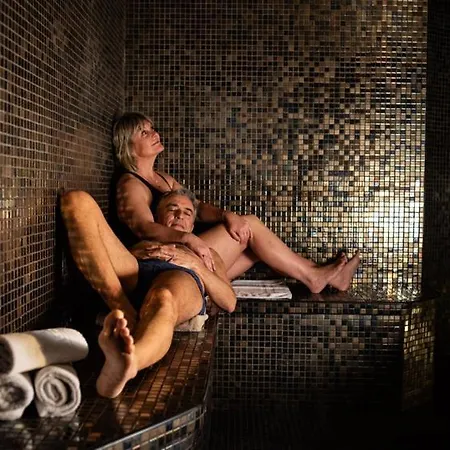 Le Castellas - Les Collectionneurs Hotel 4*