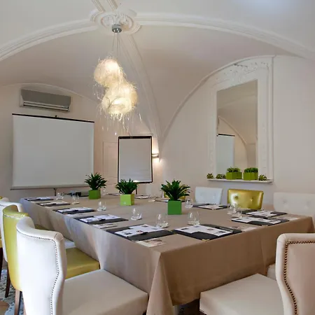 ホテル Le Castellas & - Teritoria 4*