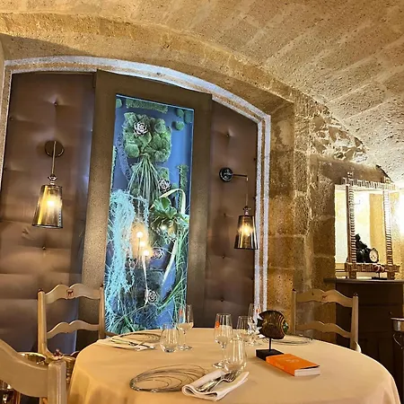 Le Castellas - Les Collectionneurs 4* Collias