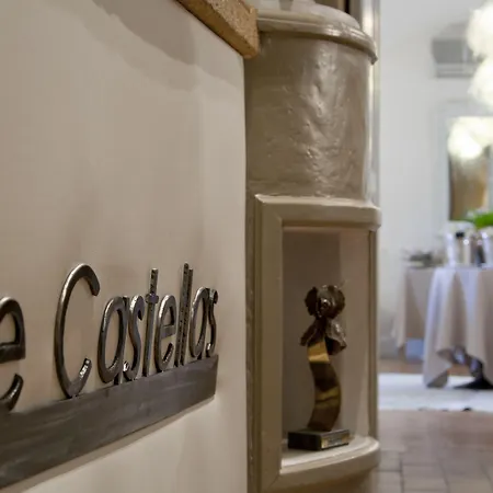 Hotel Le Castellas & - Pont Du Gard - Uzes