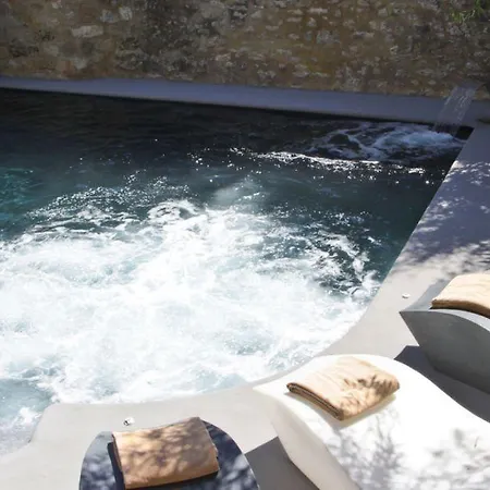 Le Castellas & - Pont Du Gard - Uzes Hotel 4*