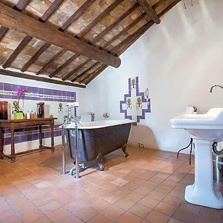 Hotel Le Castellas & - Pont Du Gard - Uzes Collias
