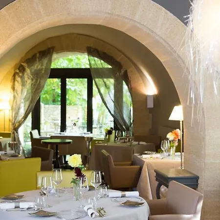 Hotel Le Castellas - Les Collectionneurs Collias