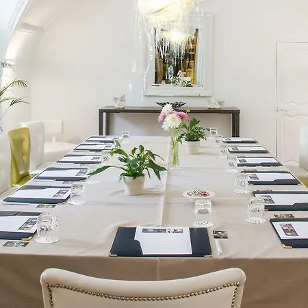 Le Castellas & - Teritoria コリアス