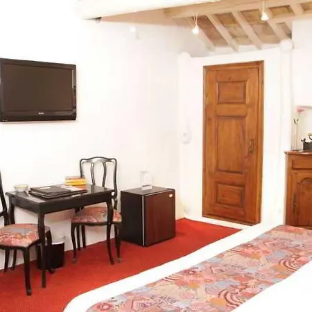 Le Castellas - Les Collectionneurs Hotel 4*