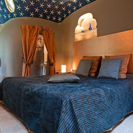Hotel Le Castellas - Les Collectionneurs