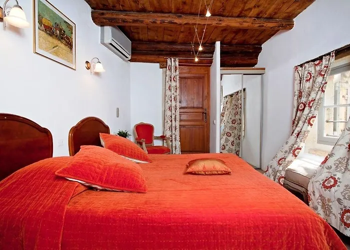 Le Castellas & - Pont Du Gard - Uzes Hotel