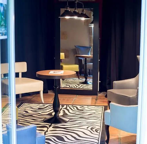 Le Castellas & - Pont Du Gard - Uzes Hotel 4*