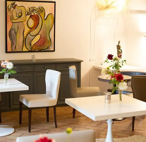 Le Castellas & - Pont Du Gard - Uzes Hotel