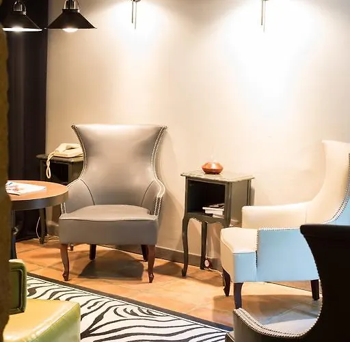 Le Castellas & - Pont Du Gard - Uzes Hotel