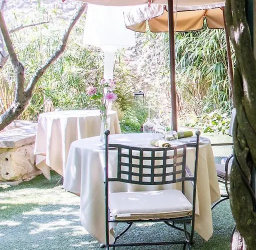 Le Castellas & - Pont Du Gard - Uzes Hotel 4*