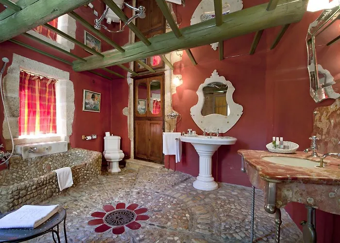 Hotel Le Castellas & - Pont Du Gard - Uzes Collias