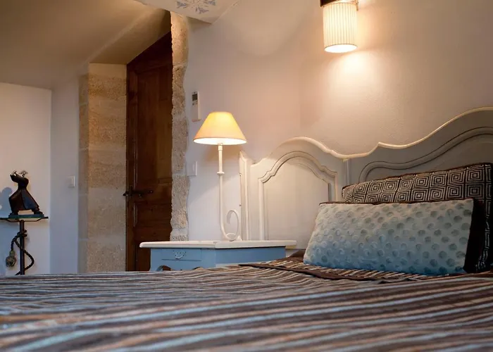 Le Castellas & - Pont Du Gard - Uzes 4*