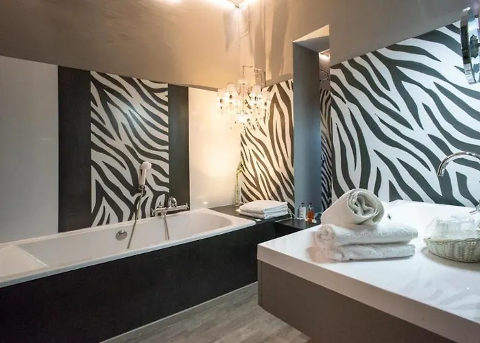 Le Castellas & - Pont Du Gard - Uzes Collias